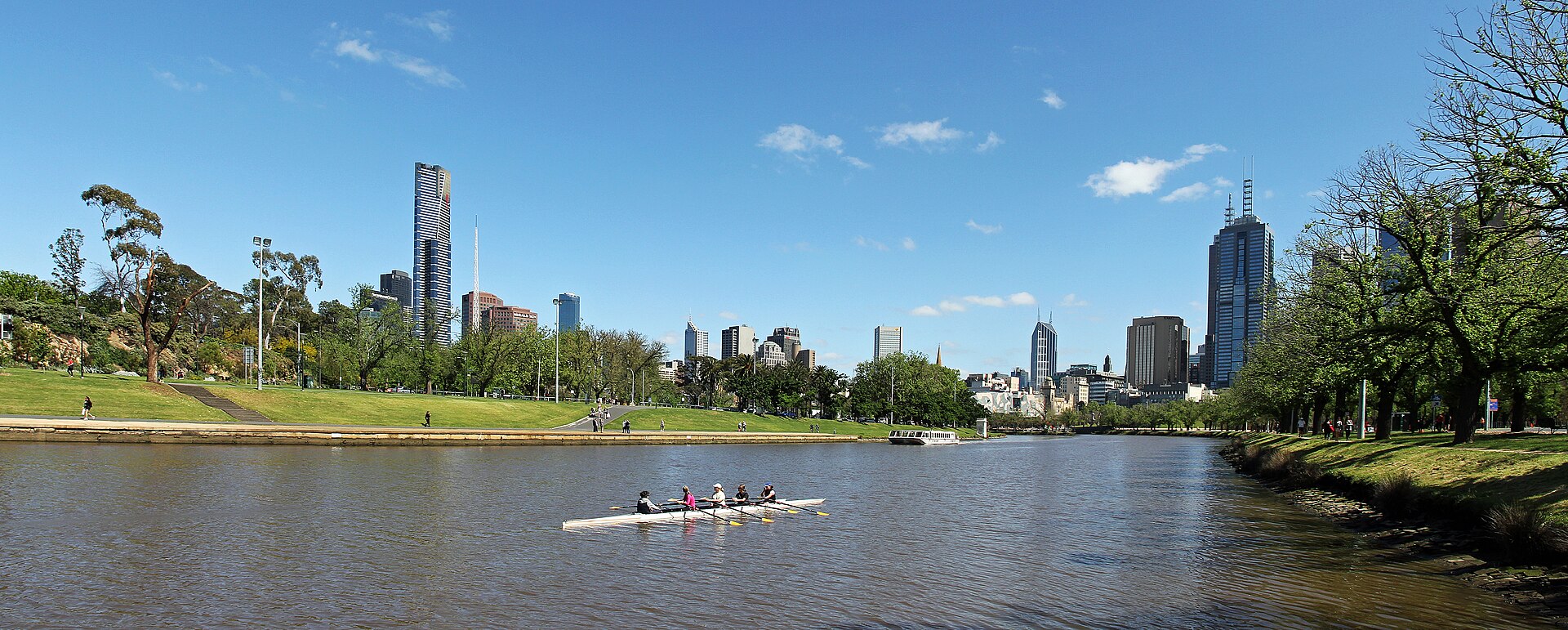 Yarra River and Melbourne city skyline