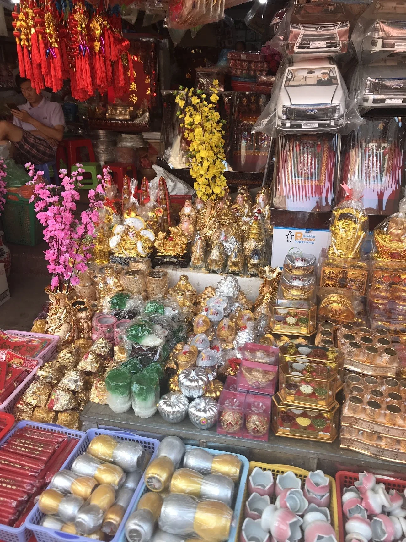 Souvenir stalls in a Siem Reap market